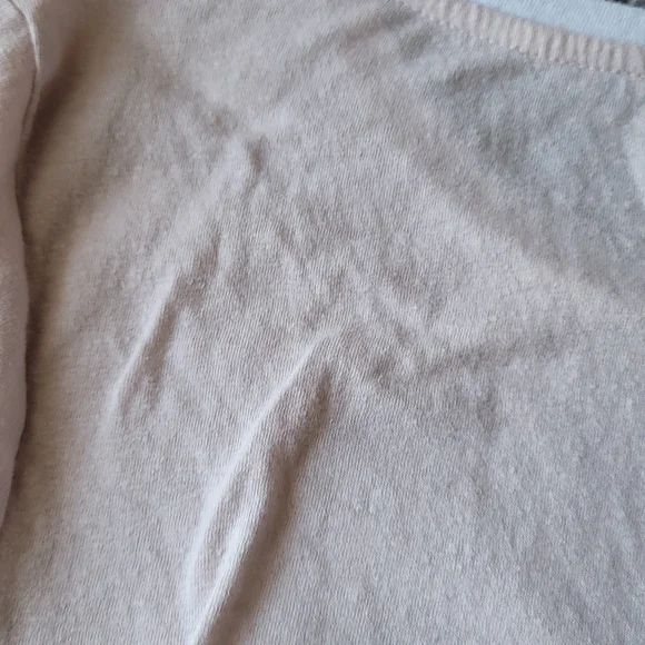 Old Navy Soft Tee - Medium Slim Fit - Picture 5 of 5